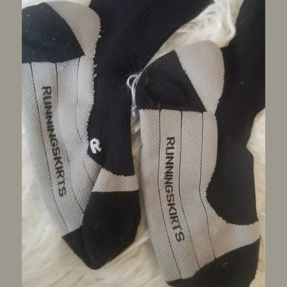 Running Skirts Compression Socks - Picture 3 of 3